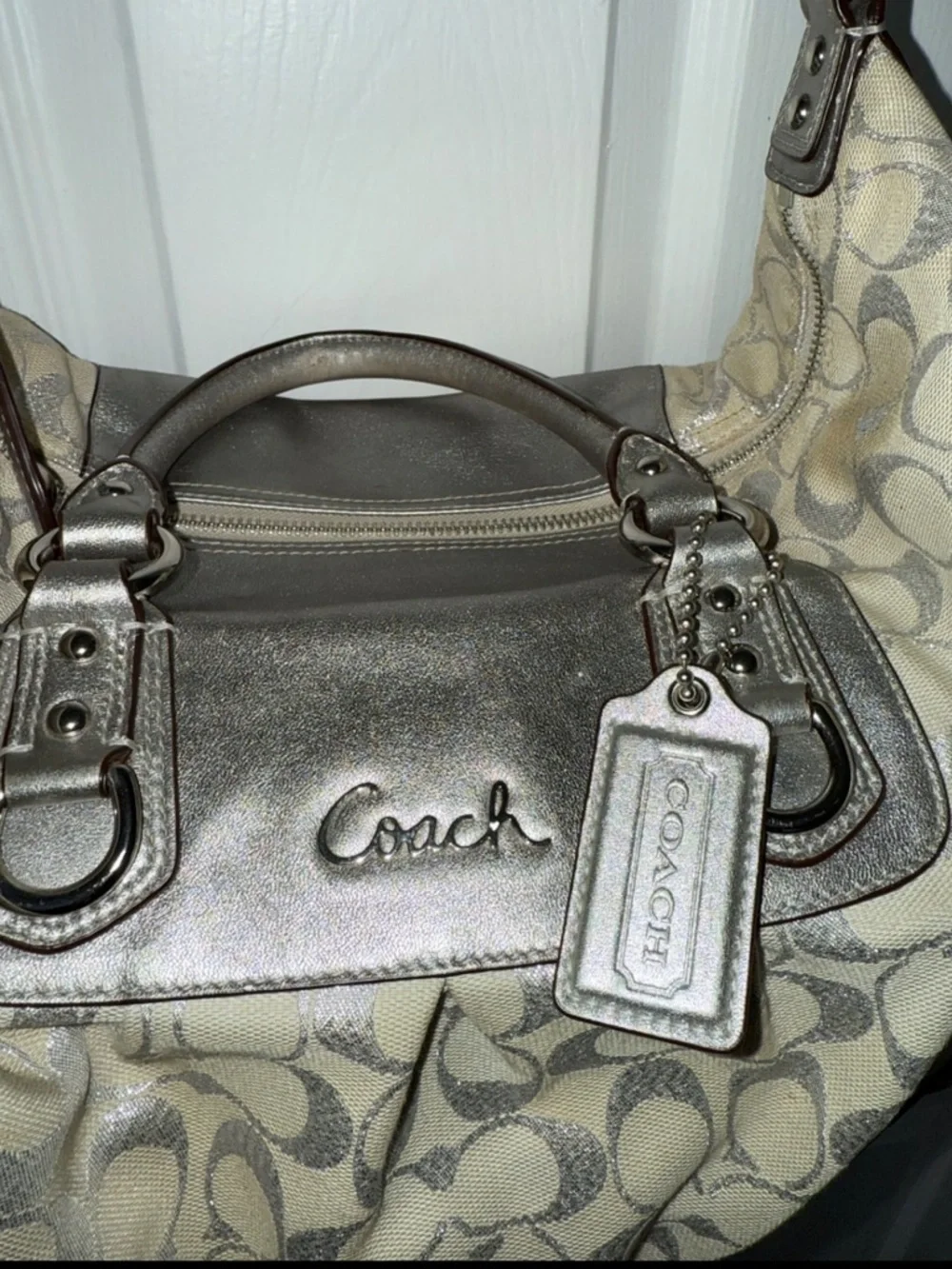 Coach Signature Hobo Handbag in Metallic Silver Zipper Closure Adjustable Strap - Picture 4 of 10